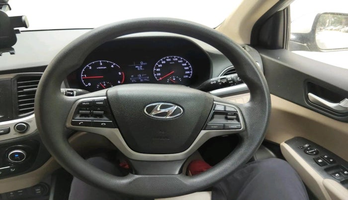 2018 Hyundai Verna 1.6 EX CRDI, Diesel, Manual, 36,174 km, interior