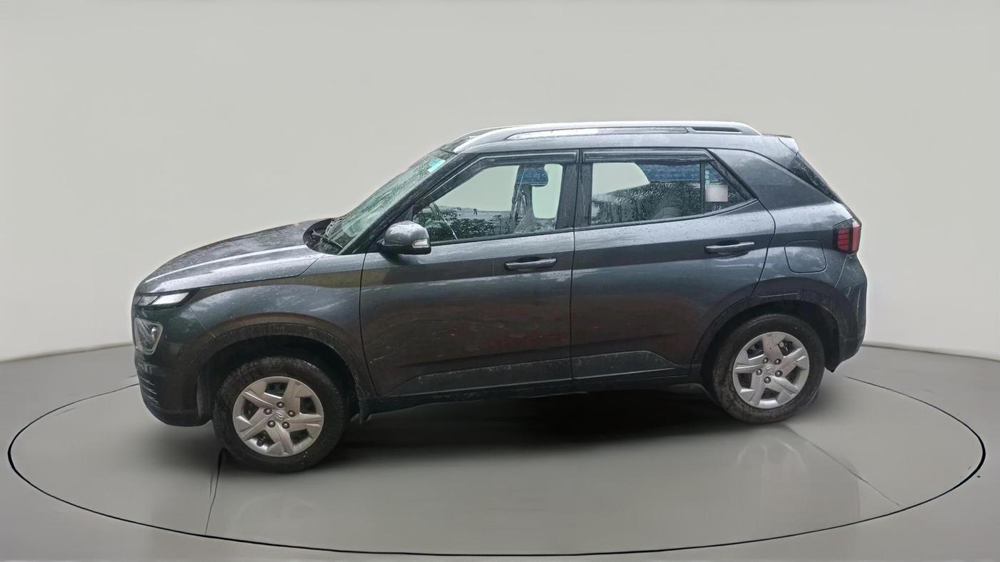 2022 Hyundai VENUE SX 1.2 PETROL, Petrol, Manual, 17,135 km, exterior
