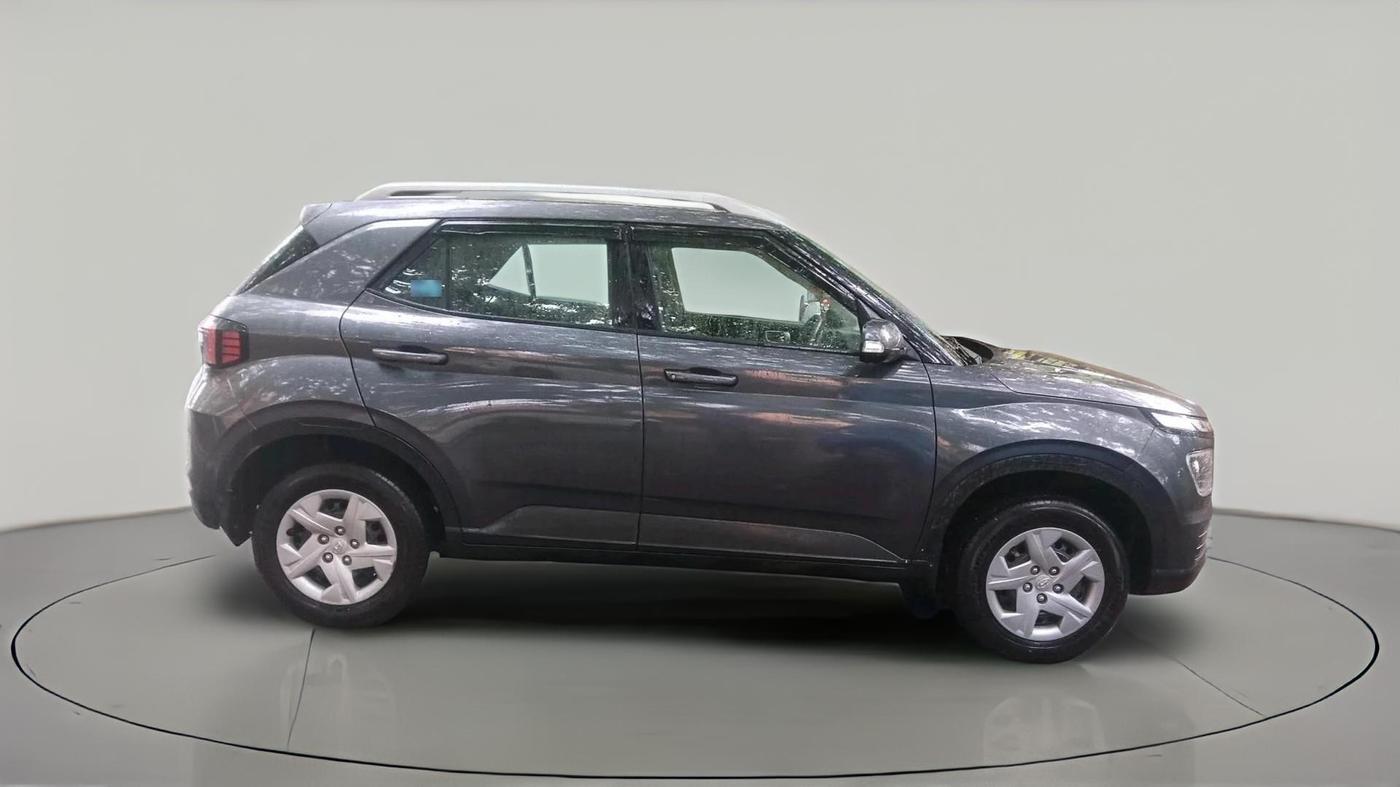2022 Hyundai VENUE SX 1.2 PETROL, Petrol, Manual, 17,135 km, exterior