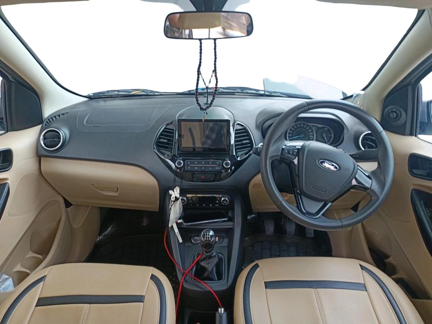 2019 Ford Figo Aspire TITANIUM 1.2 PETROL, Petrol, Manual, 35,287 km, interior