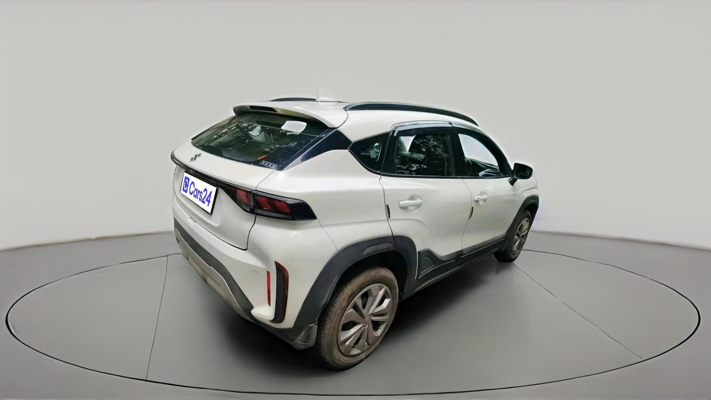 2025 Maruti FRONX DELTA 1.2 AGS, Petrol, Automatic, 18,537 km, exterior