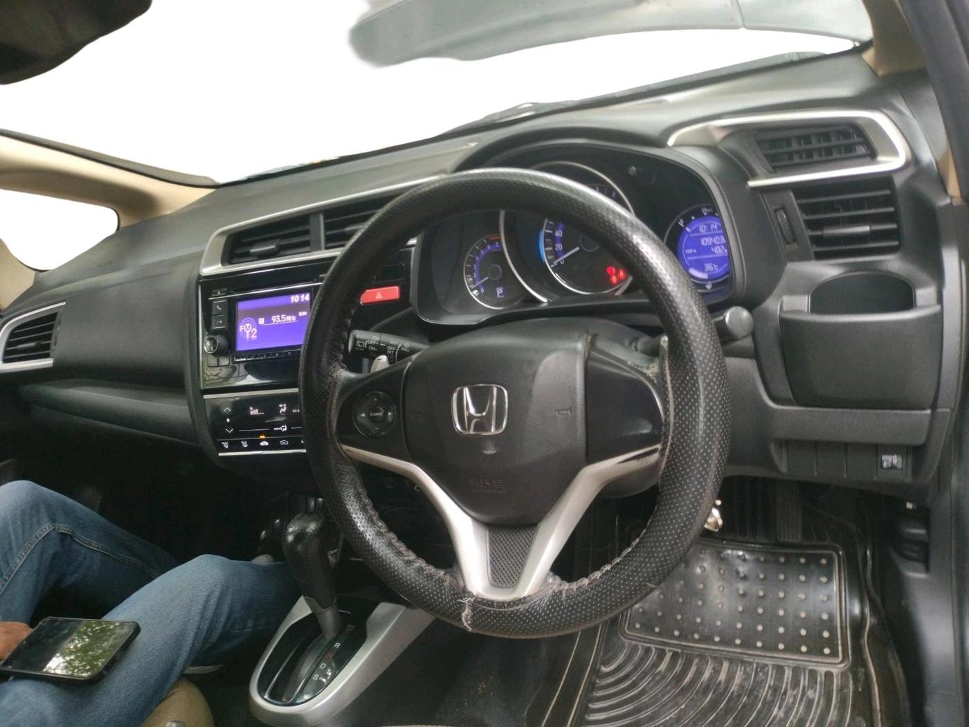 2016 Honda Jazz 1.2L I-VTEC V AT, Petrol, Automatic, 1,09,403 km, interior