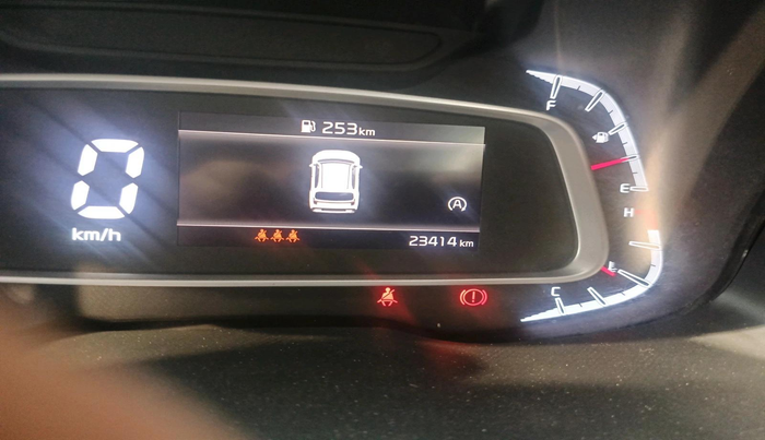 2025 KIA SONET HTK (O) 1.5 Diesel MT, Diesel, Manual, 23,414 km, interior