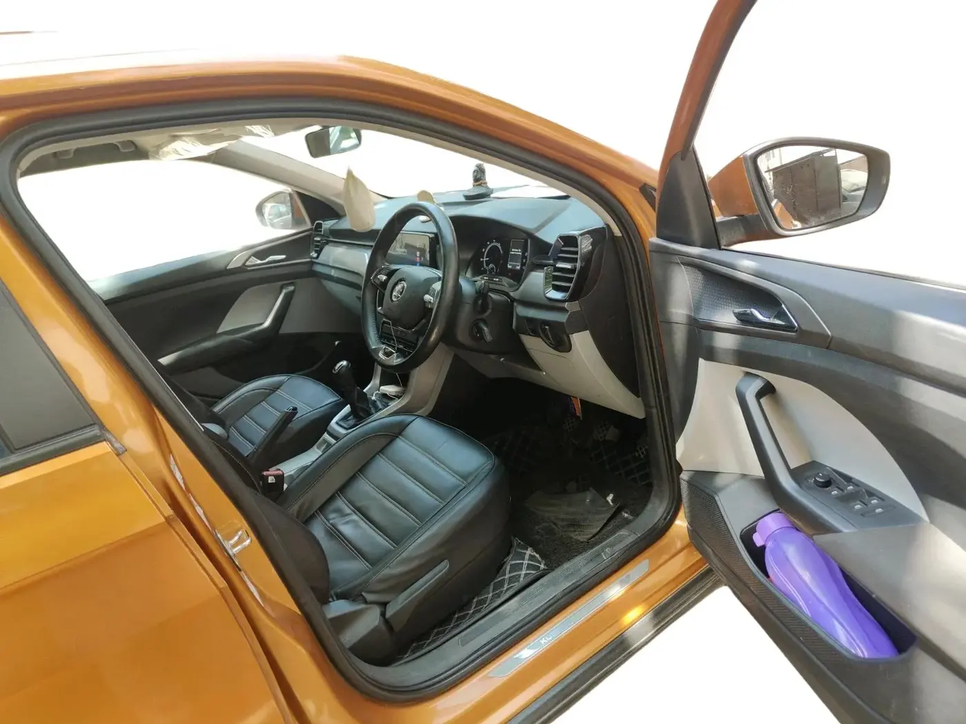2021 Skoda KUSHAQ AMBITION 1.0L TSI MT, Petrol, Manual, 58,042 km, interior