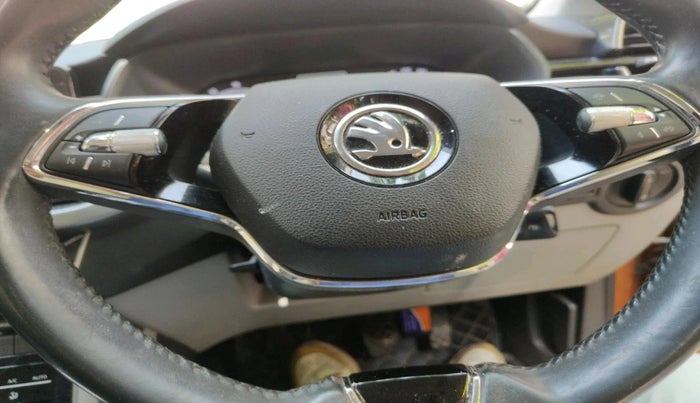 2021 Skoda KUSHAQ AMBITION 1.0L TSI MT, Petrol, Manual, 58,042 km, interior