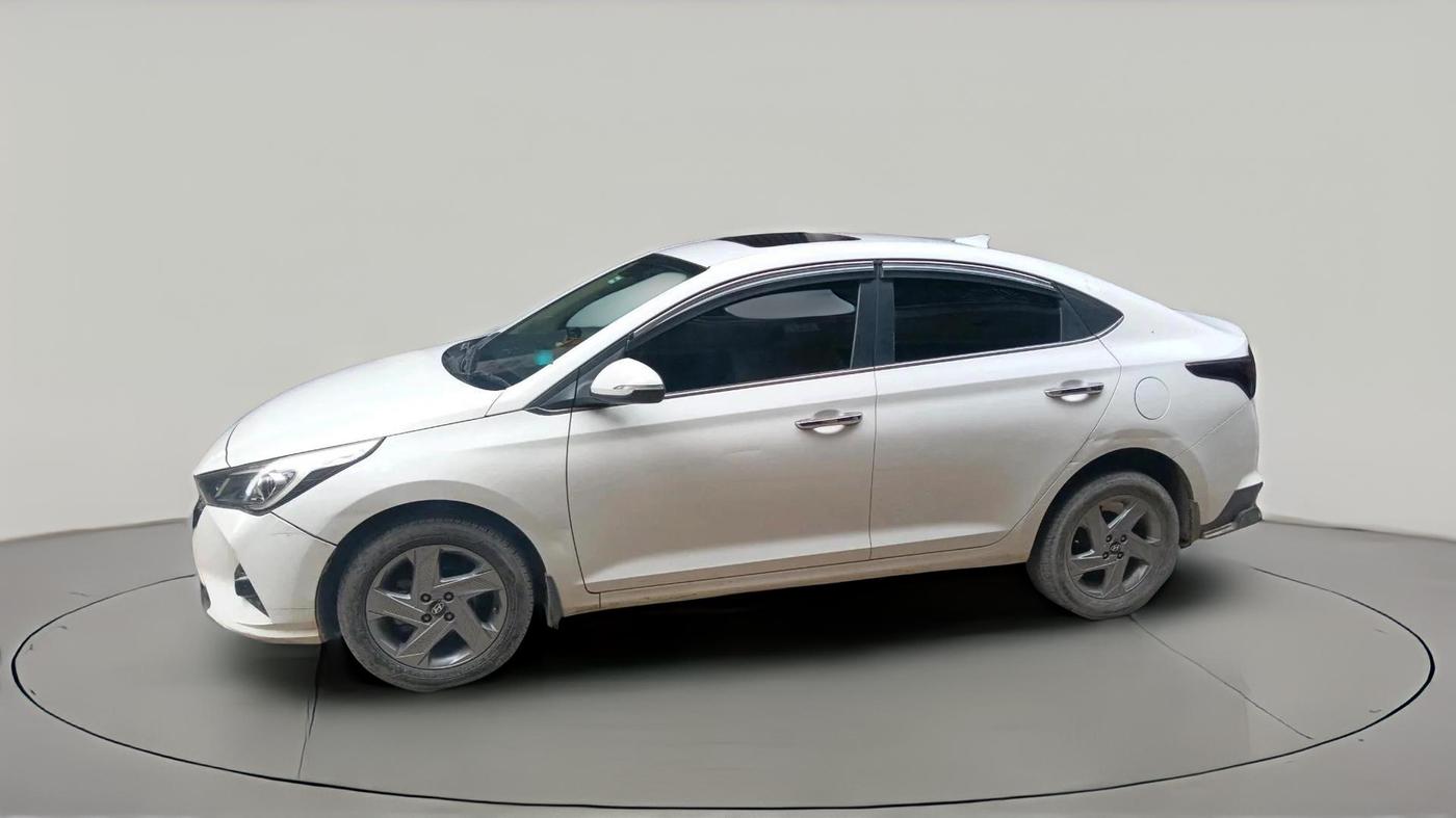 2022 Hyundai Verna SX 1.5 VTVT, Petrol, Manual, 68,306 km, exterior