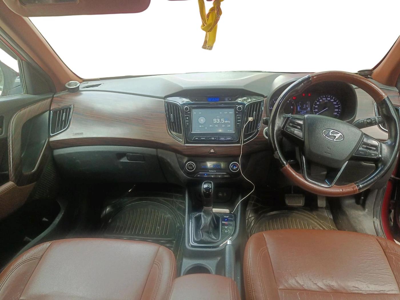 2017 Hyundai Creta SX PLUS AT 1.6 DIESEL, Diesel, Automatic, 1,00,370 km, interior