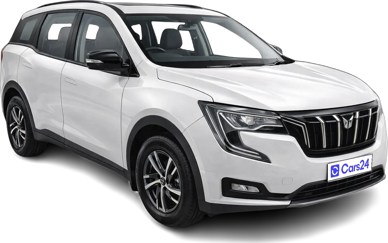 2022 Mahindra XUV700 - SUV - Petrol - Manual - ₹13.20 lakh