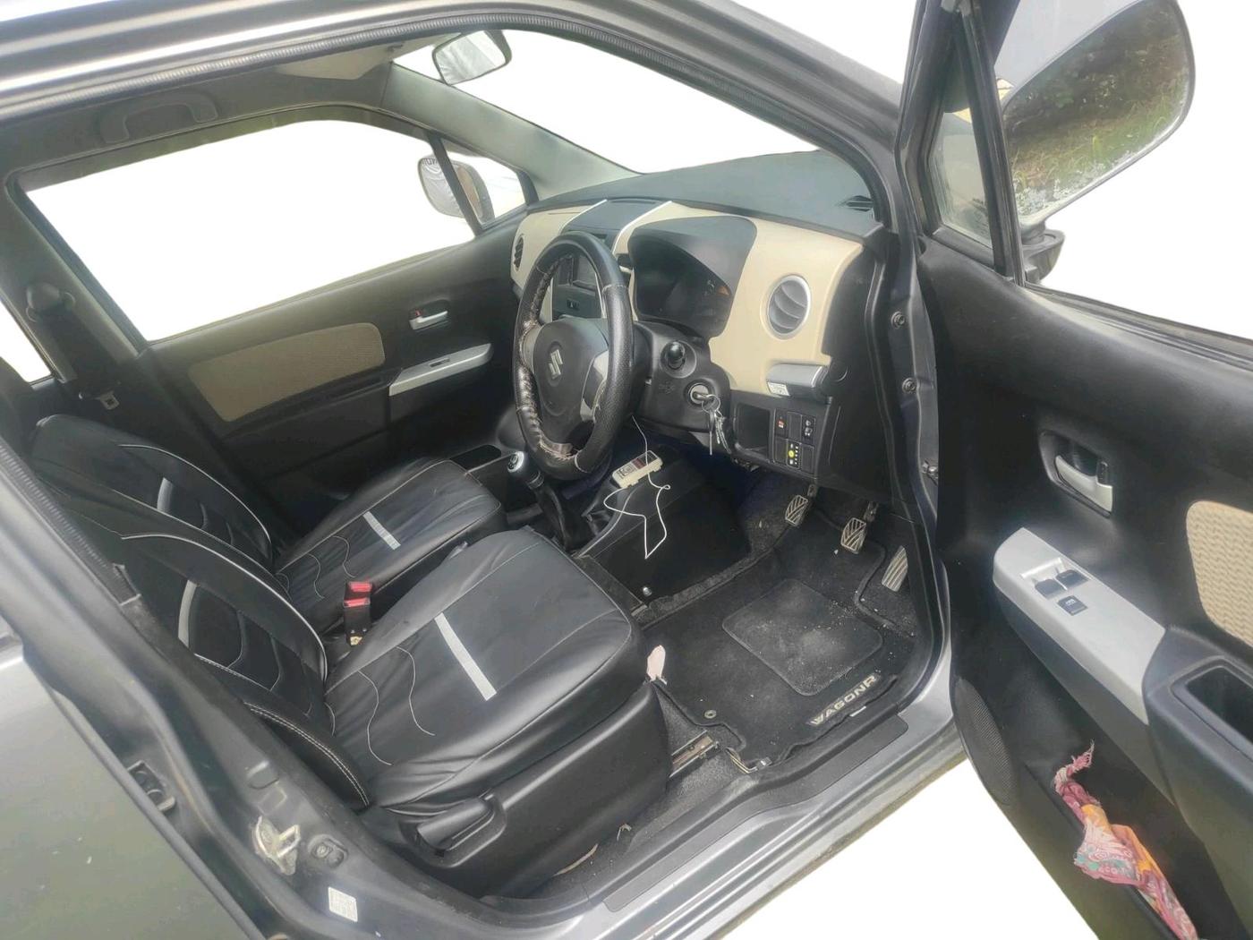 2017 Maruti Wagon R 1.0 LXI CNG, CNG, Manual, 63,934 km, interior