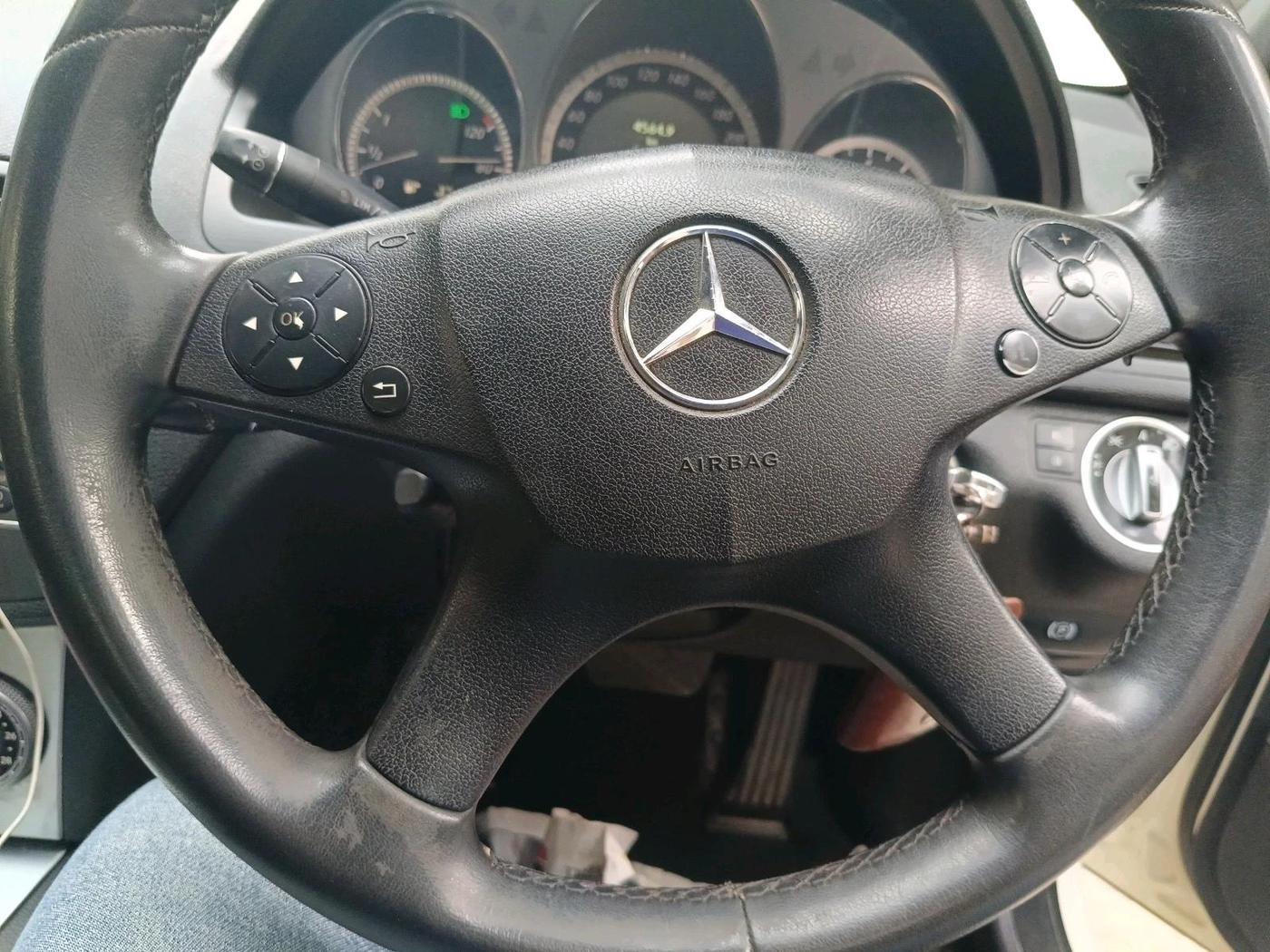 2011 Mercedes Benz C Class 200 CGI AT CLASSIC, Petrol, Automatic, 72,952 km, interior