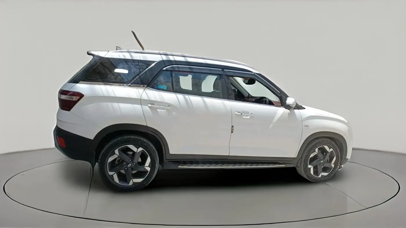 2021 Hyundai ALCAZAR PLATINUM(O) 6STR 1.5 AT, Diesel, Automatic, 99,350 km, exterior