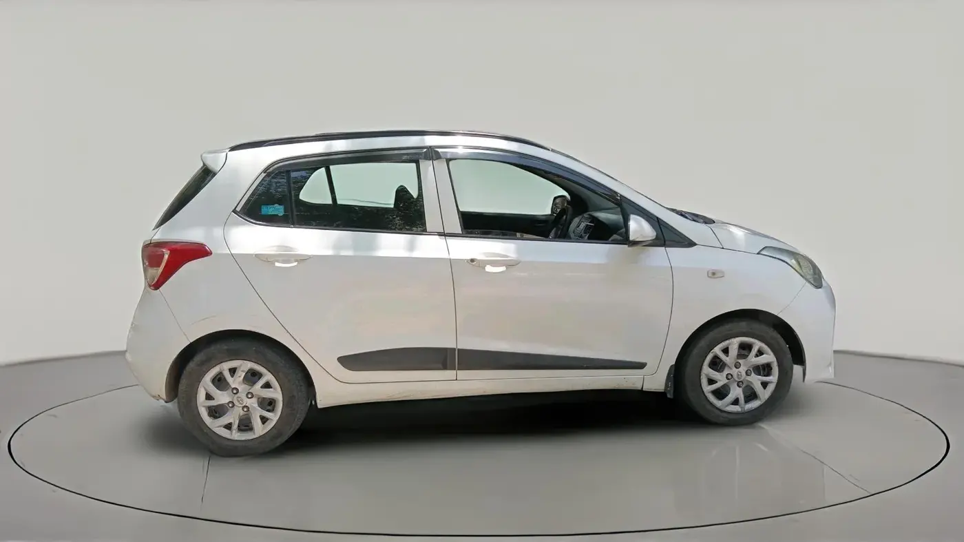 2018 Hyundai Grand i10 MAGNA 1.2 KAPPA VTVT, CNG, Manual, 80,859 km, exterior