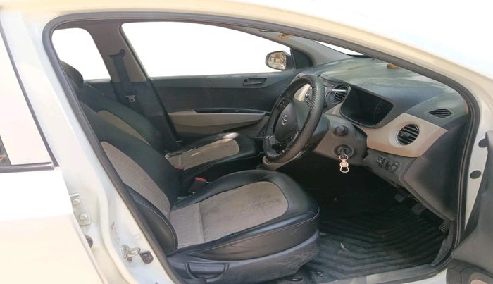 2018 Hyundai Grand i10 MAGNA 1.2 KAPPA VTVT, CNG, Manual, 80,859 km, interior