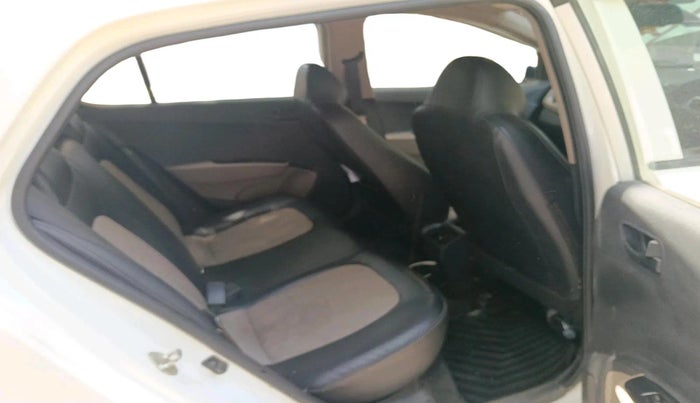 2018 Hyundai Grand i10 MAGNA 1.2 KAPPA VTVT, CNG, Manual, 80,859 km, interior