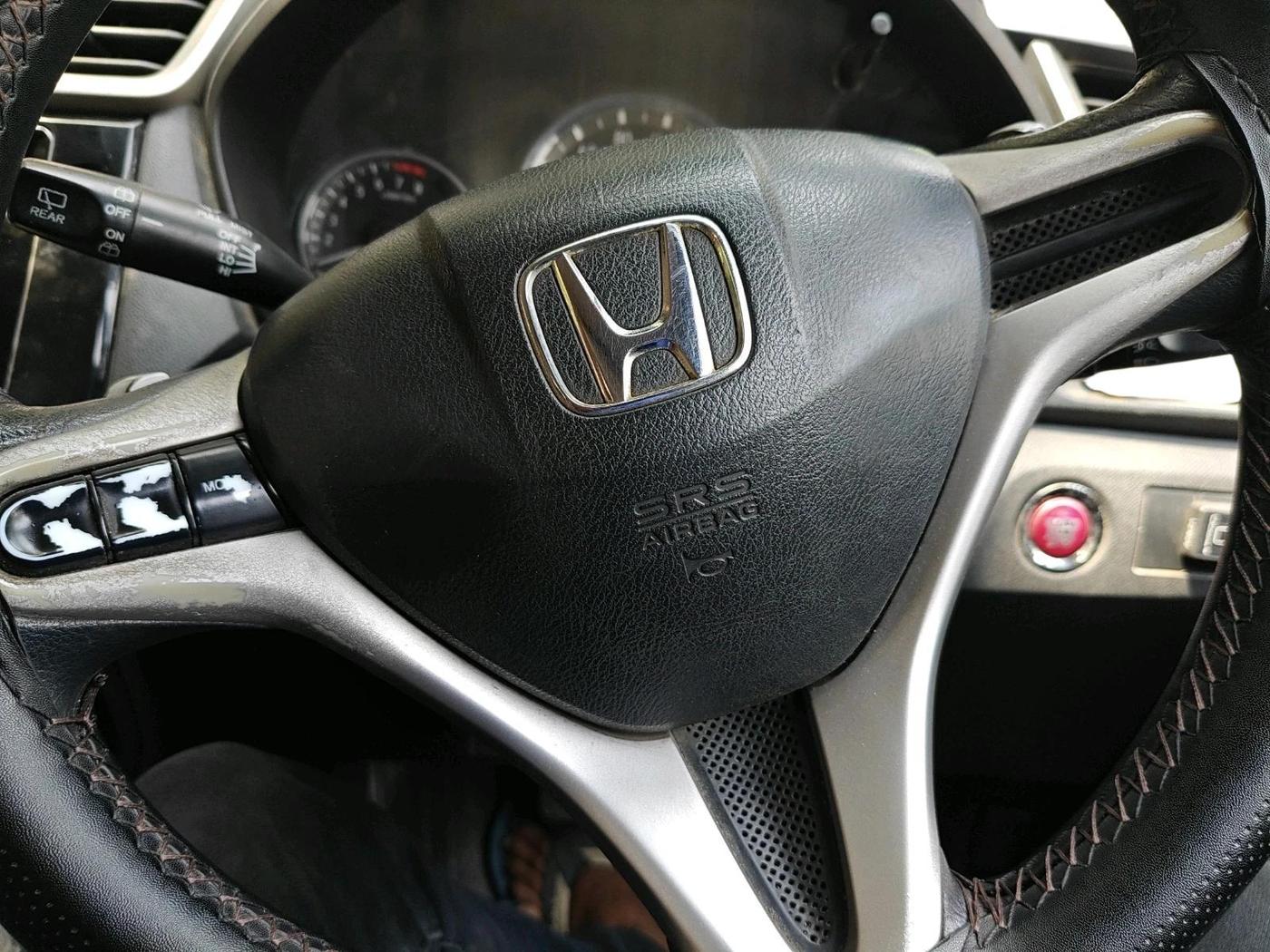 2016 Honda BR-V 1.5L I-VTEC V CVT, CNG, Automatic, 90,769 km, interior