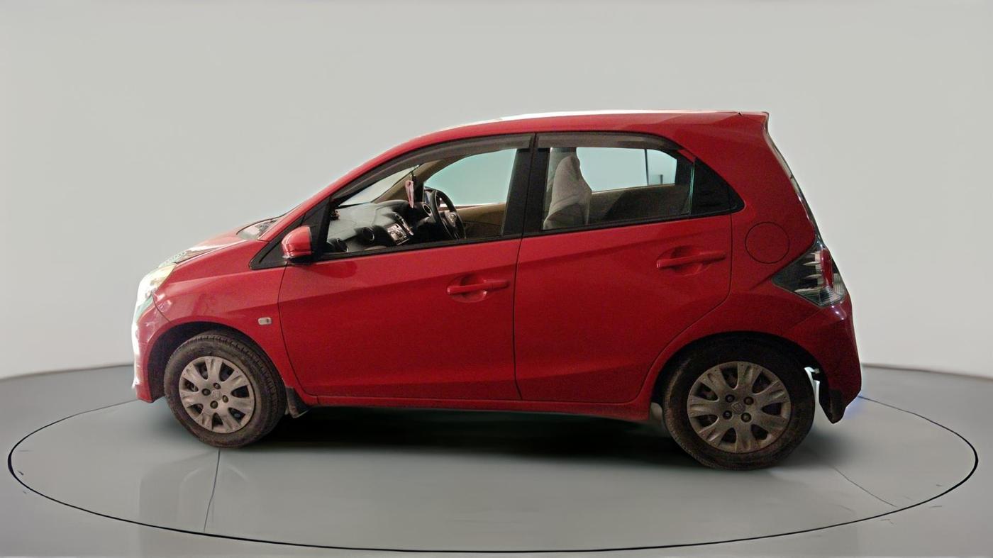 2016 Honda Brio S MT, CNG, Manual, 1,36,625 km, exterior