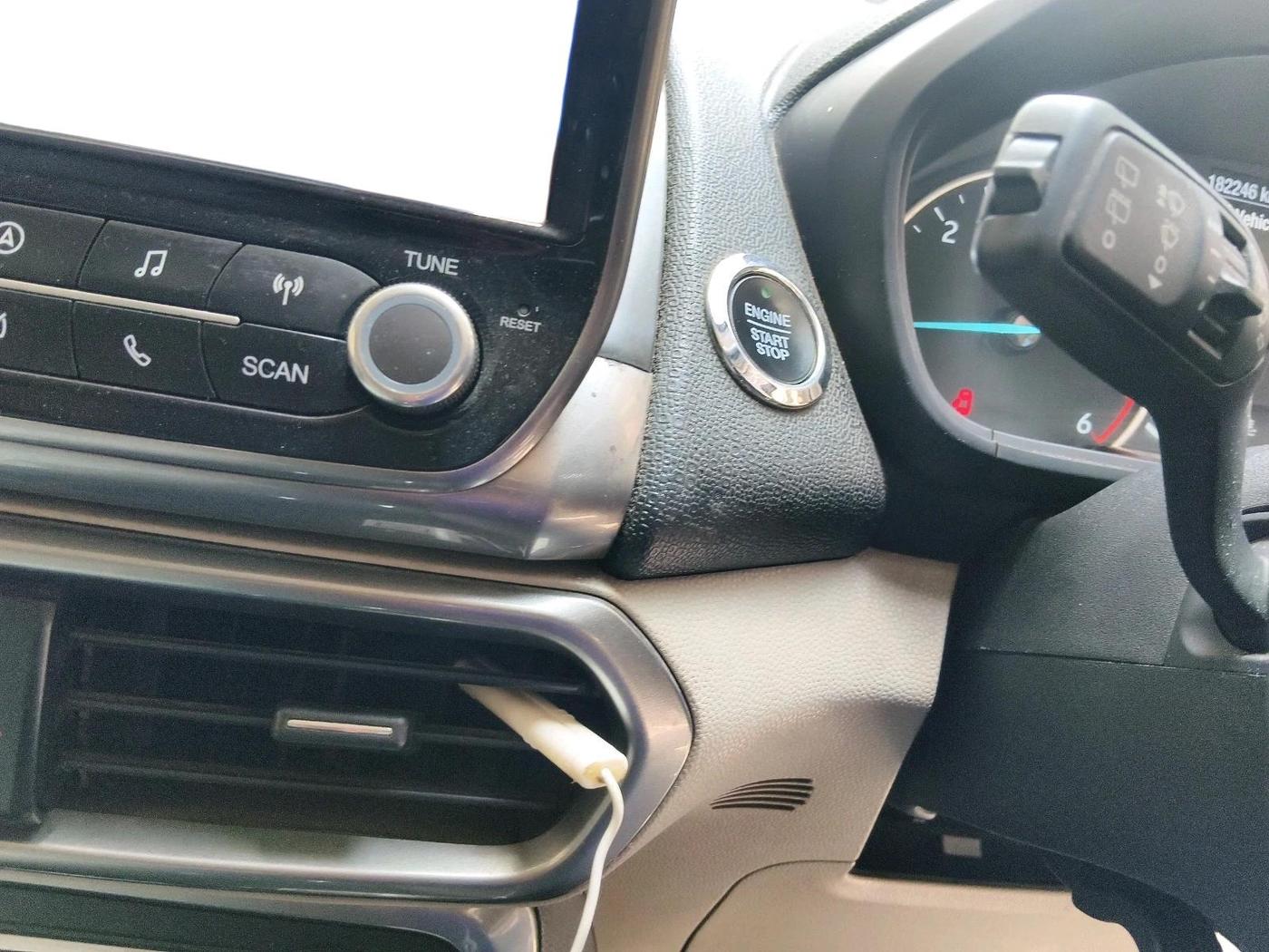 2019 Ford Ecosport TITANIUM 1.5L DIESEL, Diesel, Manual, 1,82,246 km, interior