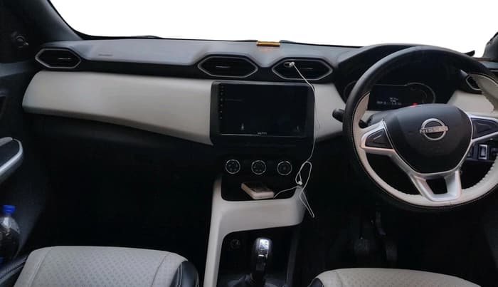 2024 Nissan MAGNITE  XE AMT EZ Shift, Petrol, Automatic, 3,672 km, interior