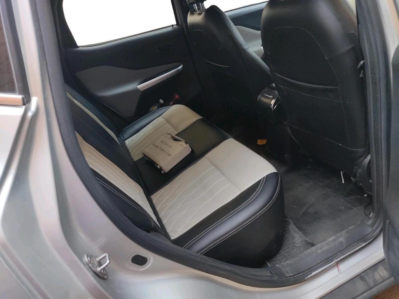2024 Nissan MAGNITE  XE AMT EZ Shift, Petrol, Automatic, 3,672 km, interior