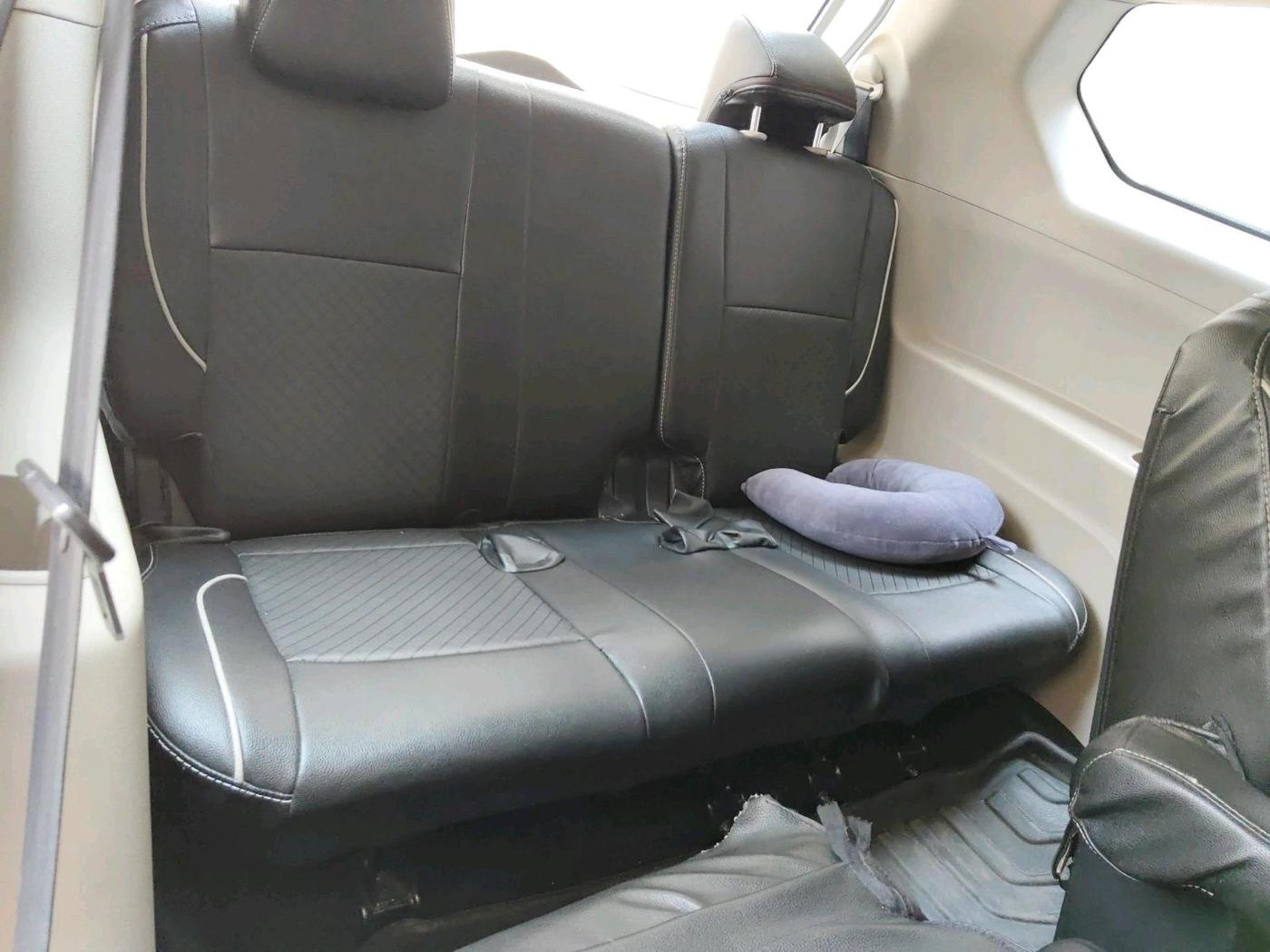 2019 Mahindra MARAZZO M4 7 STR, Diesel, Manual, 48,366 km, interior