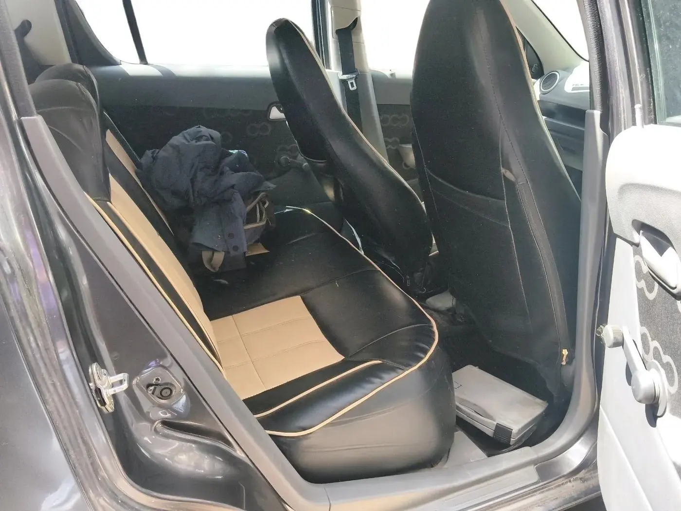2015 Maruti Alto 800 LXI, Petrol, Manual, 1,01,951 km, interior