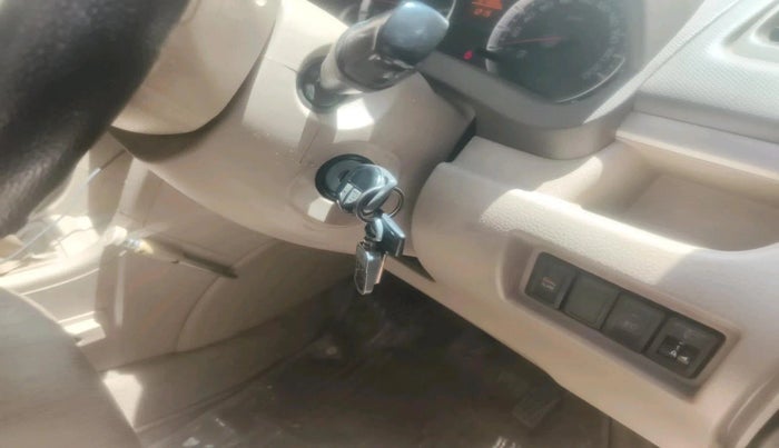 2014 Maruti Ertiga ZXI, Petrol, Manual, 61,380 km, interior
