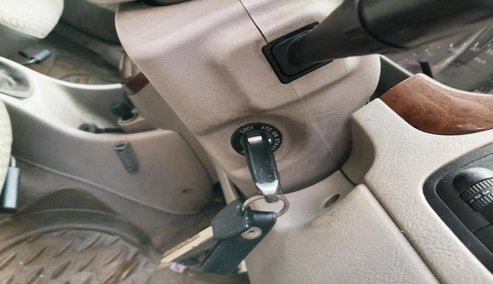 2012 Hyundai Accent EXECUTIVE, CNG, Manual, 63,116 km, interior