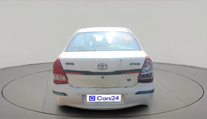 2011 Toyota Etios G, CNG, Manual, 1,36,257 km, exterior