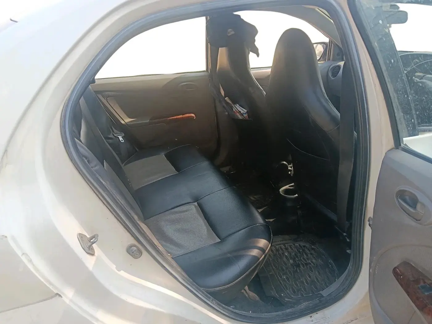 2011 Toyota Etios G, CNG, Manual, 1,36,257 km, interior
