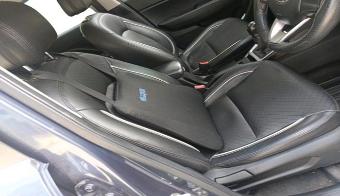 2020 Hyundai VENUE S 1.2, Petrol, Manual, 1,40,254 km, interior