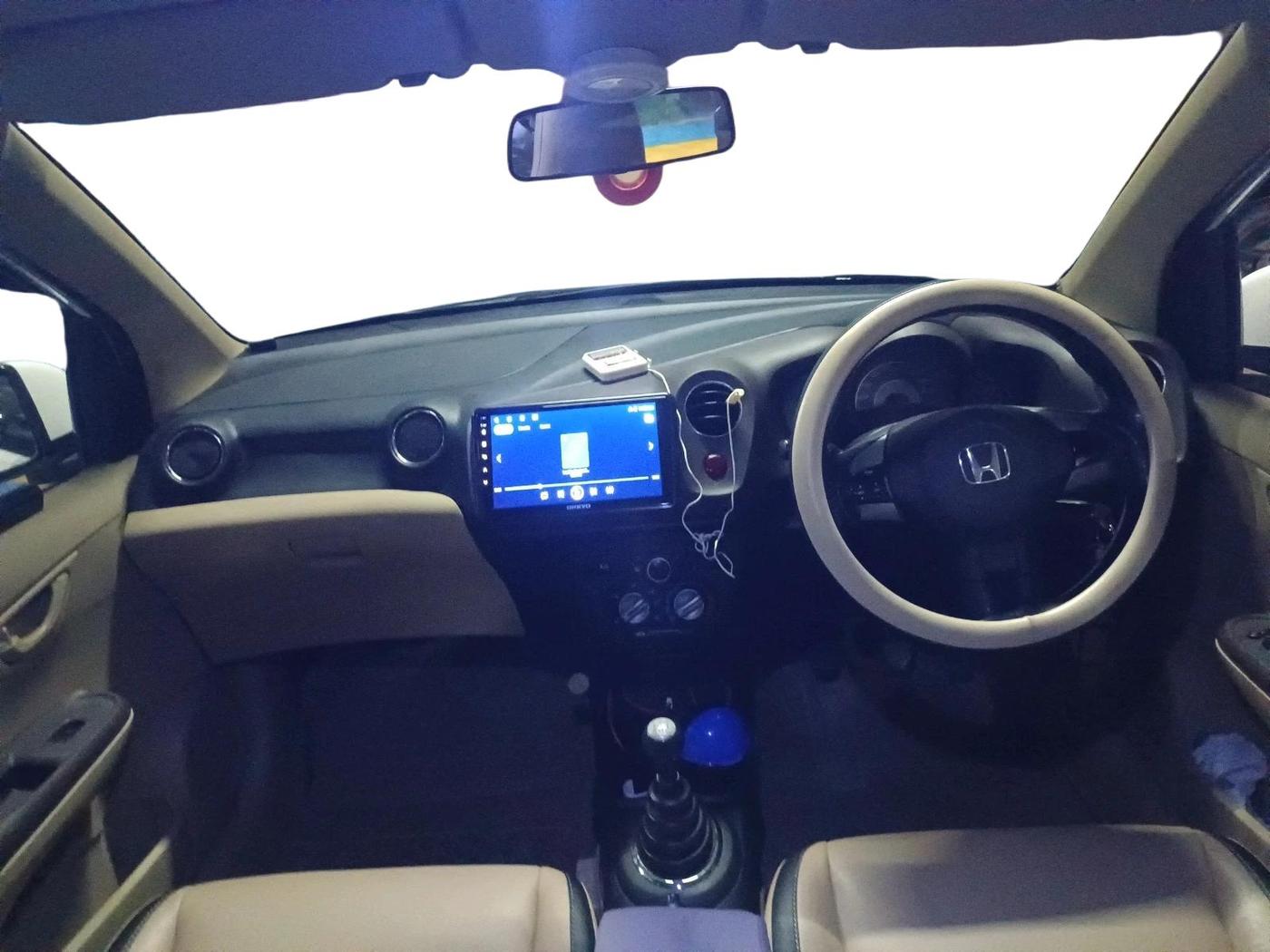 2014 Honda Amaze 1.2L I-VTEC S, Petrol, Manual, 90,530 km, interior