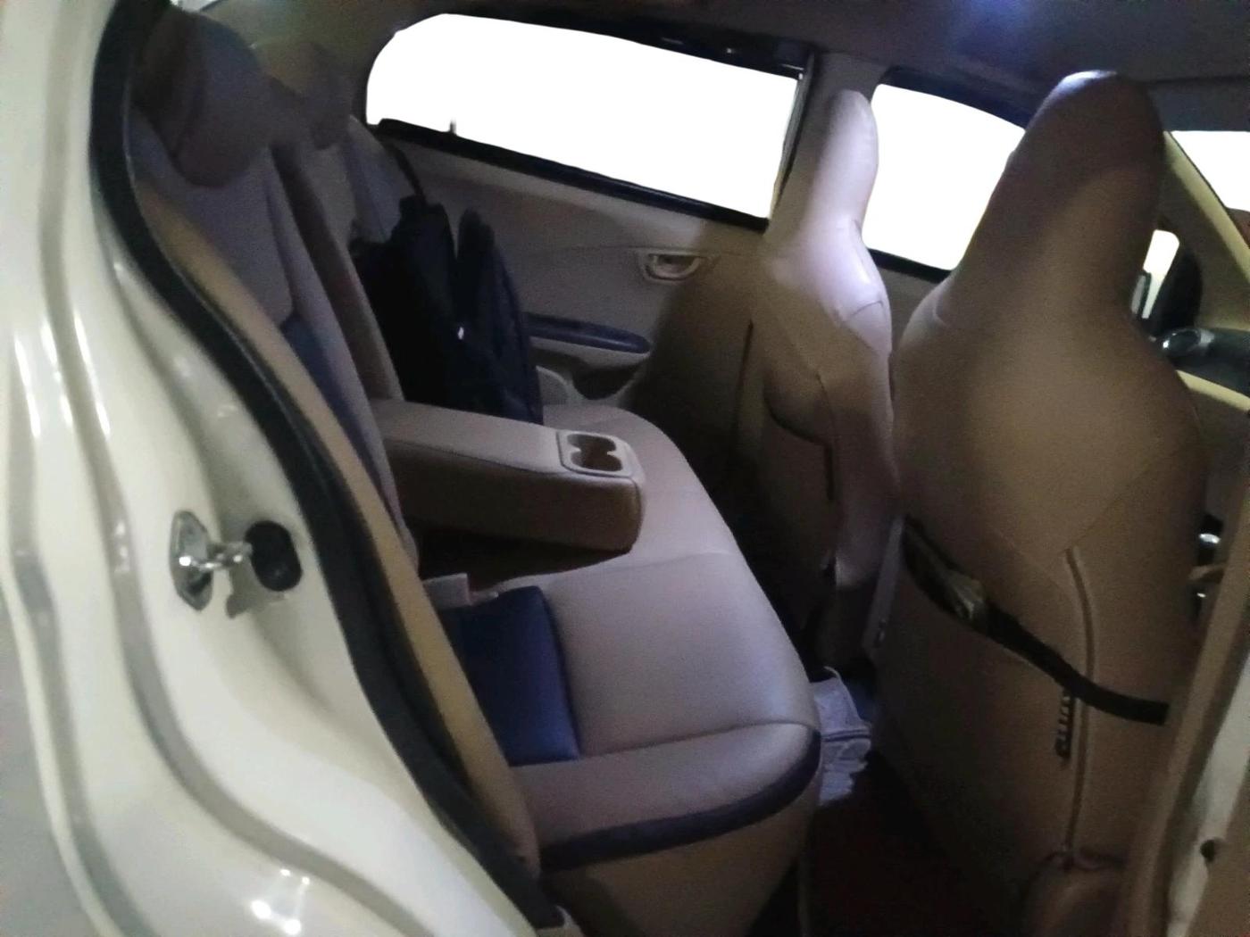 2014 Honda Amaze 1.2L I-VTEC S, Petrol, Manual, 90,530 km, interior