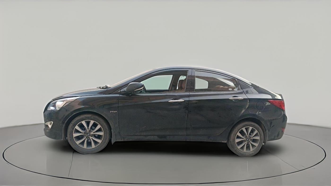 2015 Hyundai Verna FLUIDIC 4S 1.6 VTVT S AT, Petrol, Automatic, 64,784 km, exterior