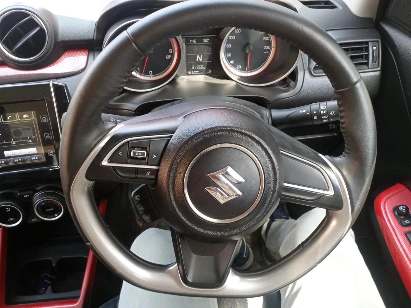 2019 Maruti Swift ZXI PLUS AMT, Petrol, Automatic, 31,378 km, interior