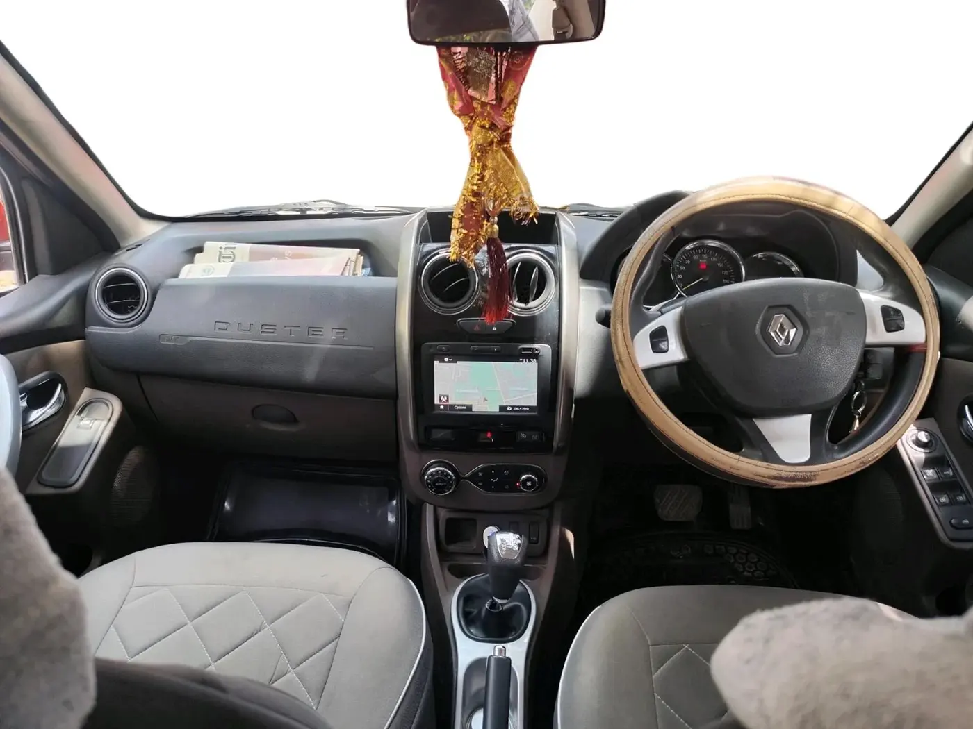 2016 Renault Duster 110 PS RXZ 4X2 AMT DIESEL, Diesel, Automatic, 49,620 km, interior