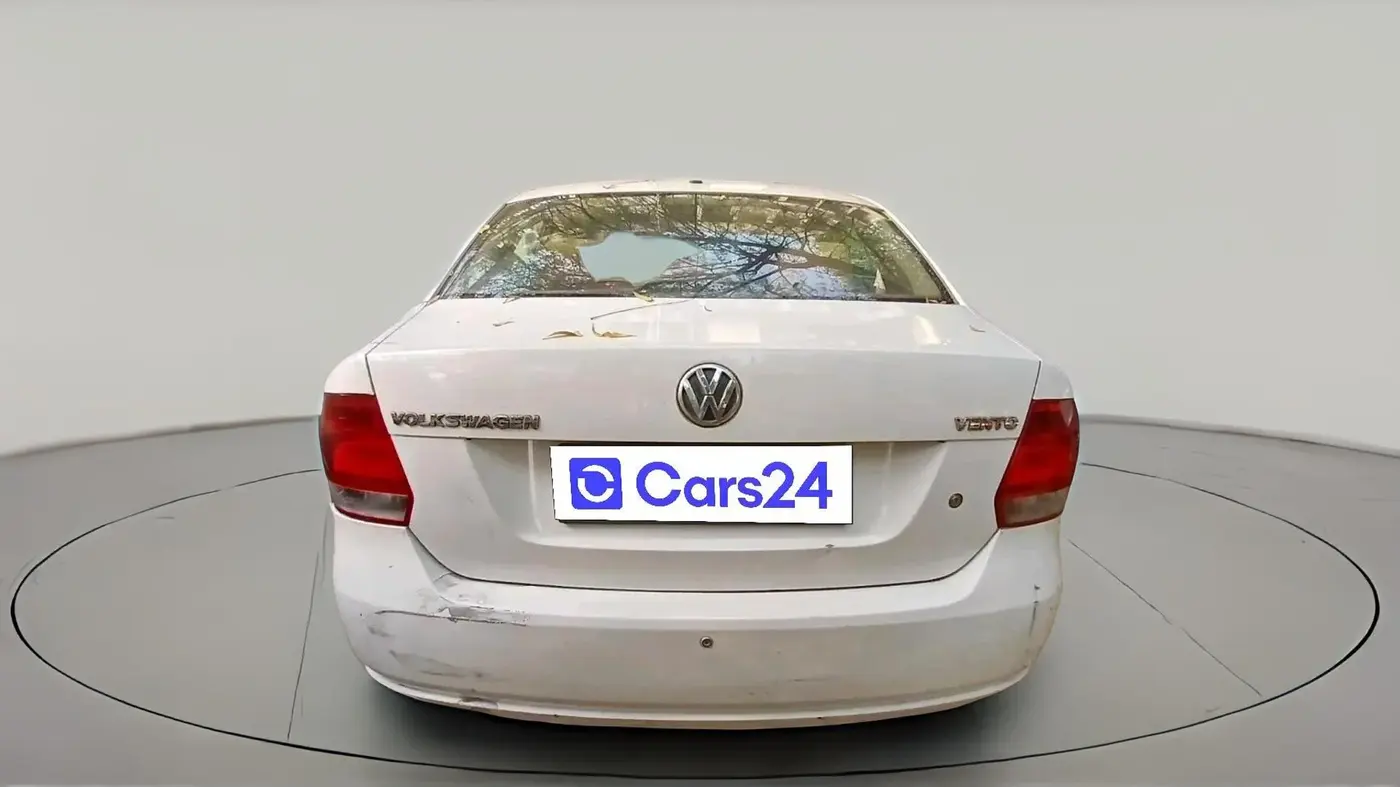 2011 Volkswagen Vento COMFORTLINE 1.6, Petrol, Manual, 89,026 km, exterior
