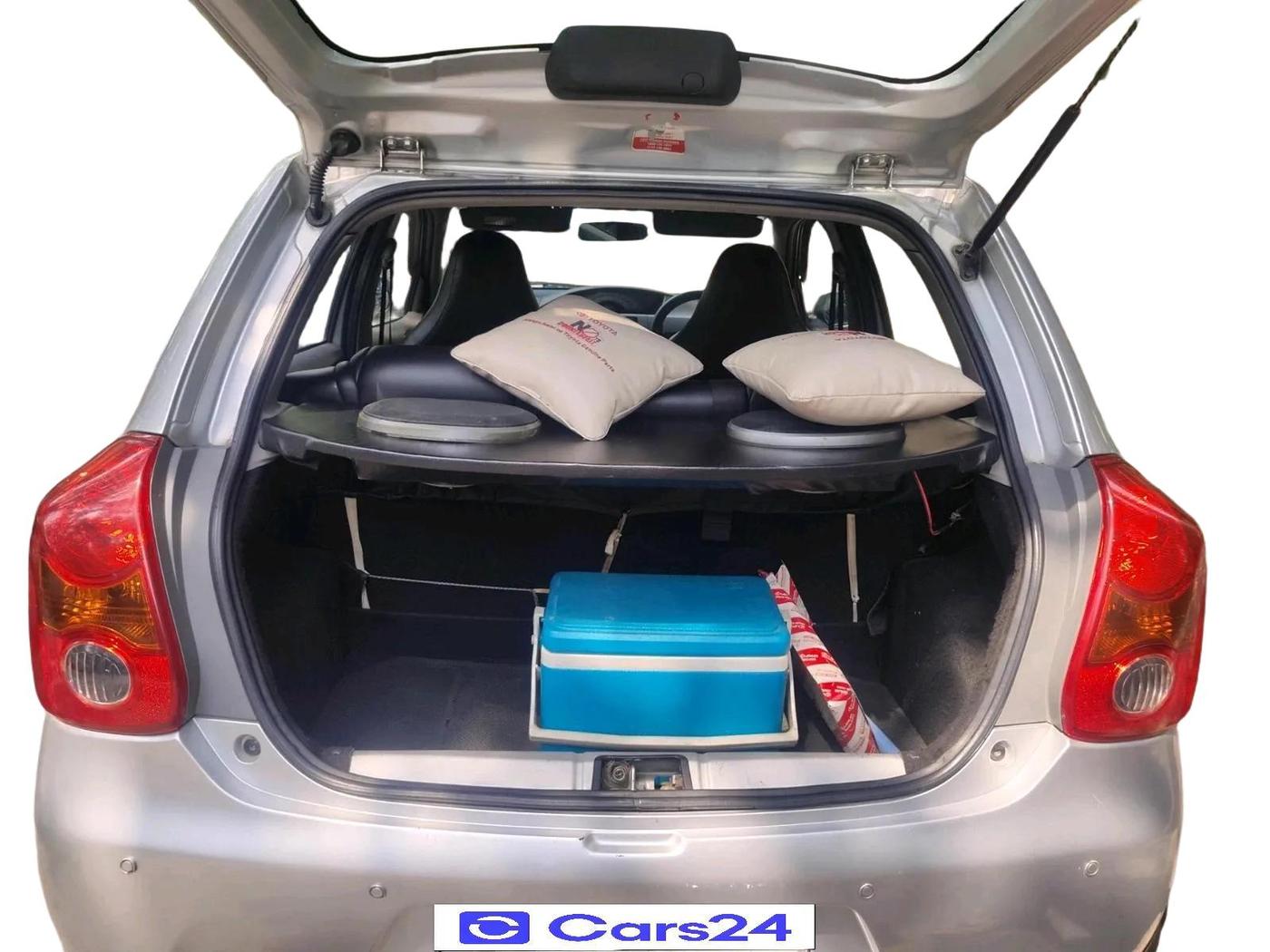 2011 Toyota Etios Liva G, Petrol, Manual, 58,600 km, exterior