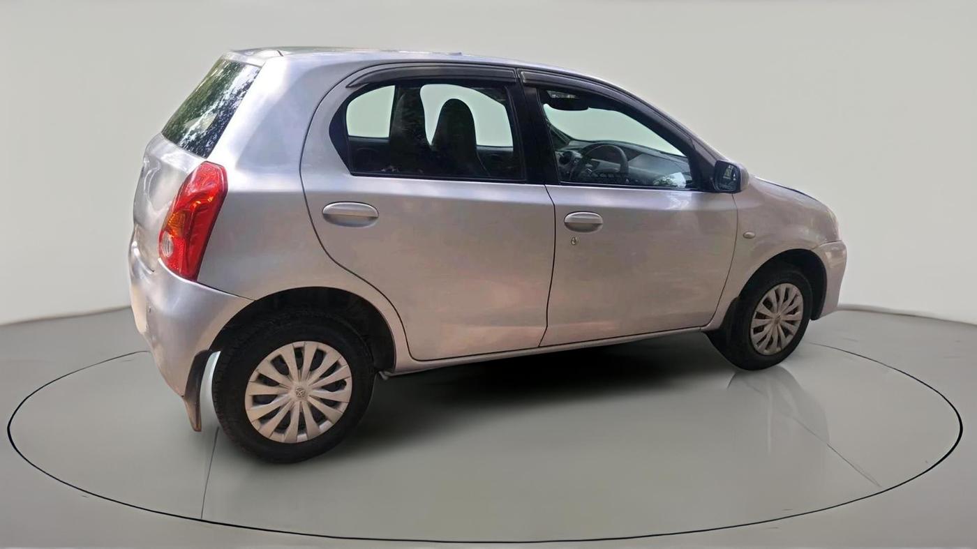 2011 Toyota Etios Liva G, Petrol, Manual, 58,600 km, exterior