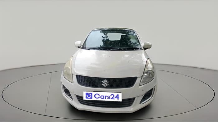 2017 Maruti Swift LXI, CNG, Manual, 1,62,516 km, exterior