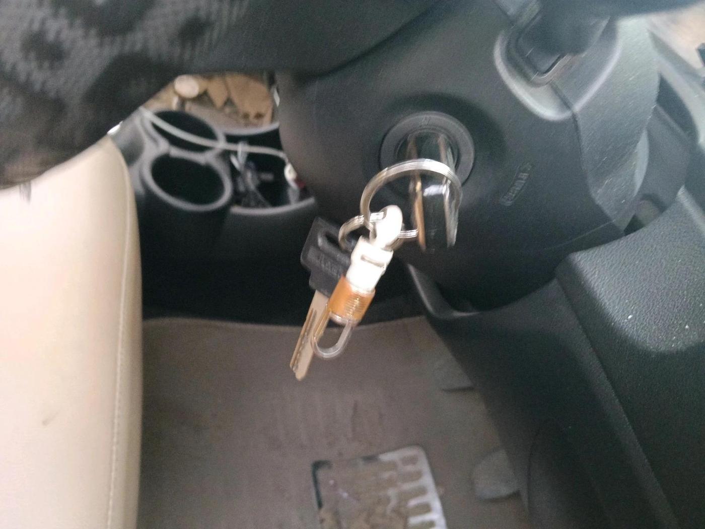 2015 Honda Amaze 1.2L I-VTEC S, CNG, Manual, 50,292 km, interior