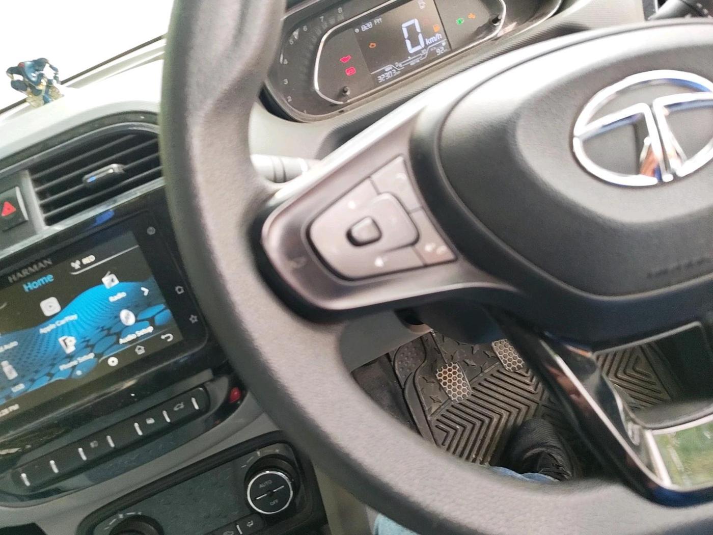 2020 Tata TIGOR XZ PLUS PETROL, Petrol, Manual, 32,406 km, interior