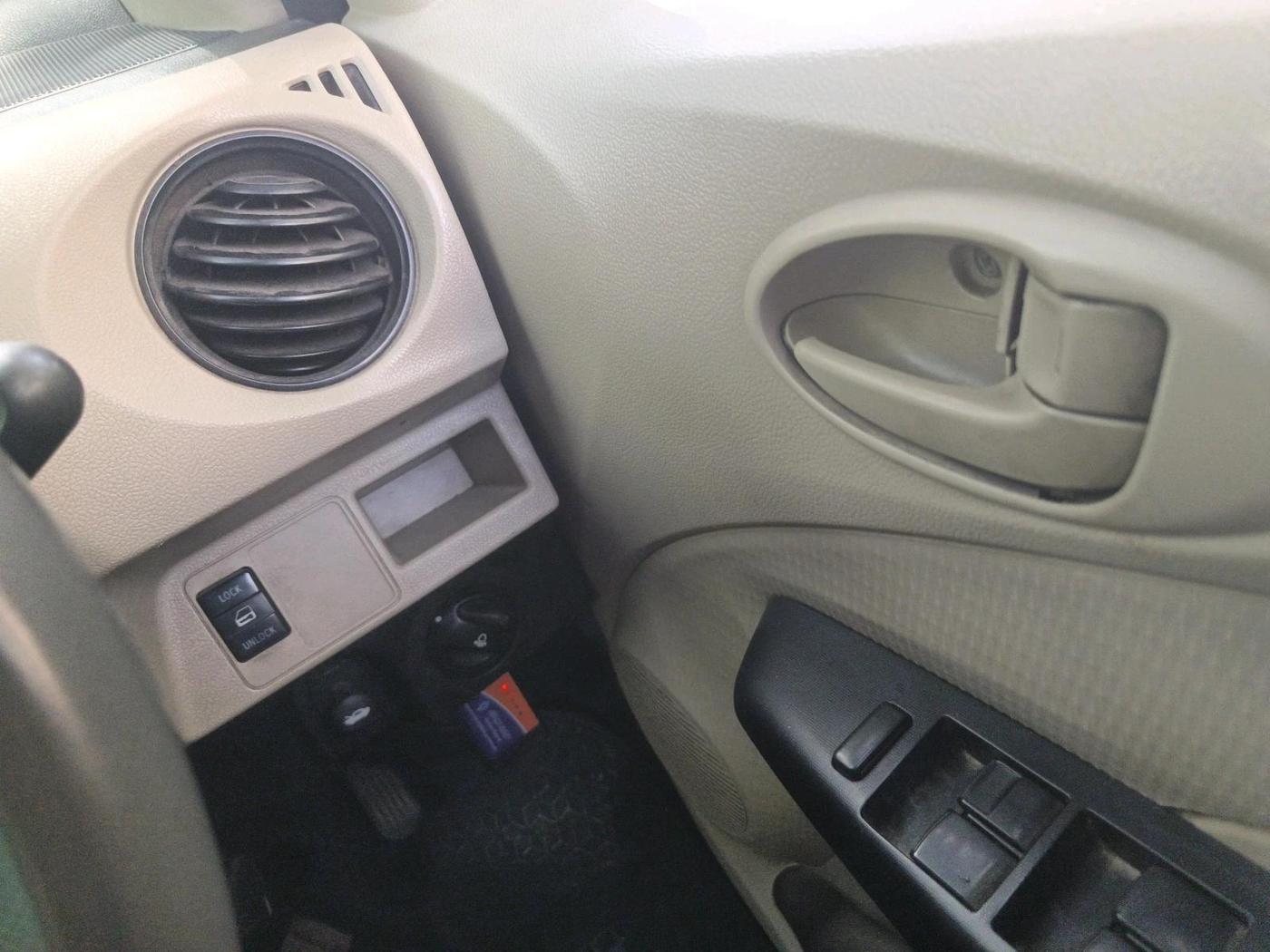 2017 Toyota Etios GD, Diesel, Manual, 1,68,576 km, interior