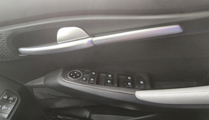 2022 KIA SELTOS HTK PLUS 1.5 IMT, Petrol, Manual, 69,073 km, interior