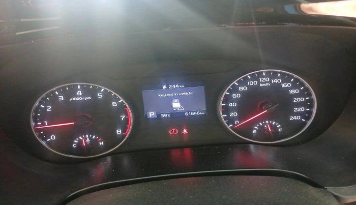 2022 KIA SELTOS  HTX IVT G, Petrol, Automatic, 61,646 km, interior