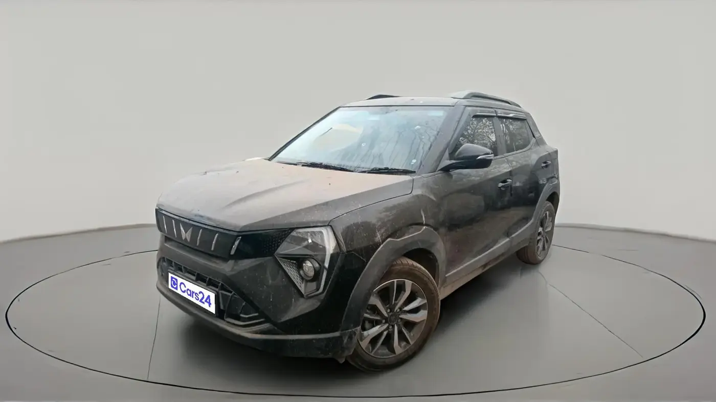 2024 Mahindra XUV 3XO MX3 1.2 L TCMPFi, Petrol, Manual, 18,400 km, exterior