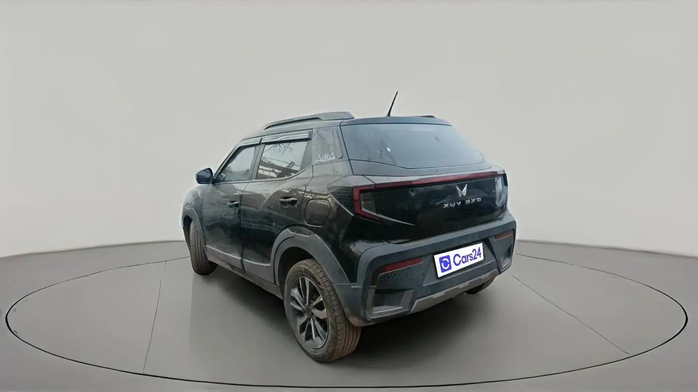 2024 Mahindra XUV 3XO MX3 1.2 L TCMPFi, Petrol, Manual, 18,400 km, exterior