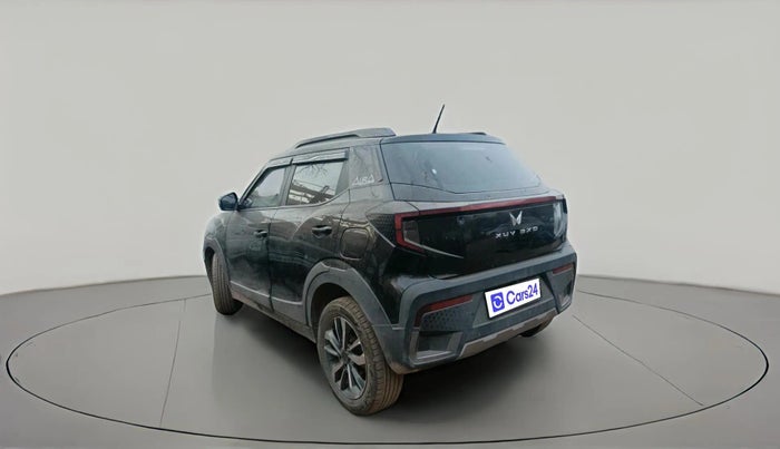 2024 Mahindra XUV 3XO MX3 1.2 L TCMPFi, Petrol, Manual, 18,287 km, exterior