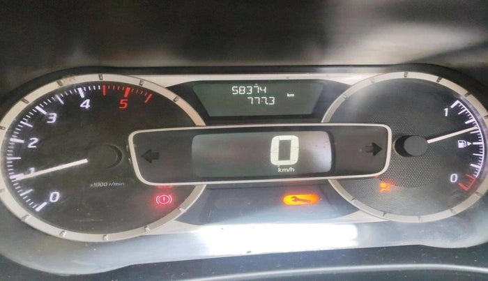 2019 Nissan Kicks XV PREMIUM O DUAL TONE DIESEL, Diesel, Manual, 58,374 km, interior