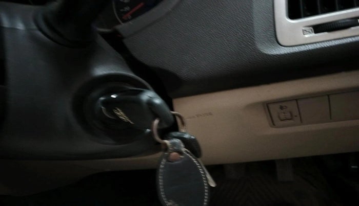 2013 Hyundai i20 MAGNA 1.2, Petrol, Manual, 28,229 km, interior