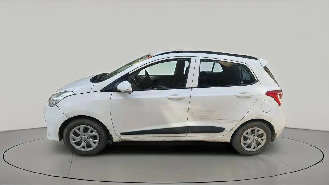 2019 Hyundai Grand i10 SPORTZ 1.2 KAPPA VTVT, CNG, Manual, 92,607 km, exterior